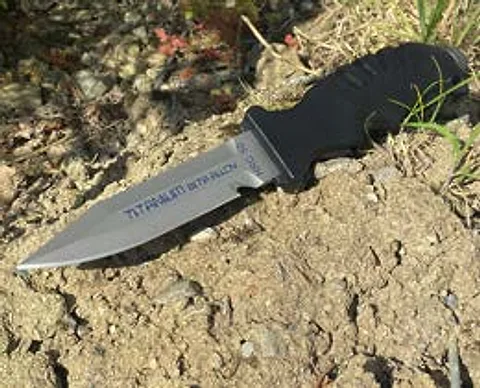 Knives & Snorkels — Northern Diver