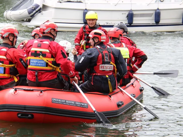 DEFRA Compliant Evacuation Rafts (CBS) — Northern Diver